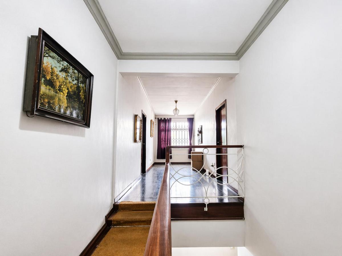 Casa Esquinera en Venta Barrio Orellana - I. Alarcón, Guayas — imagen 7