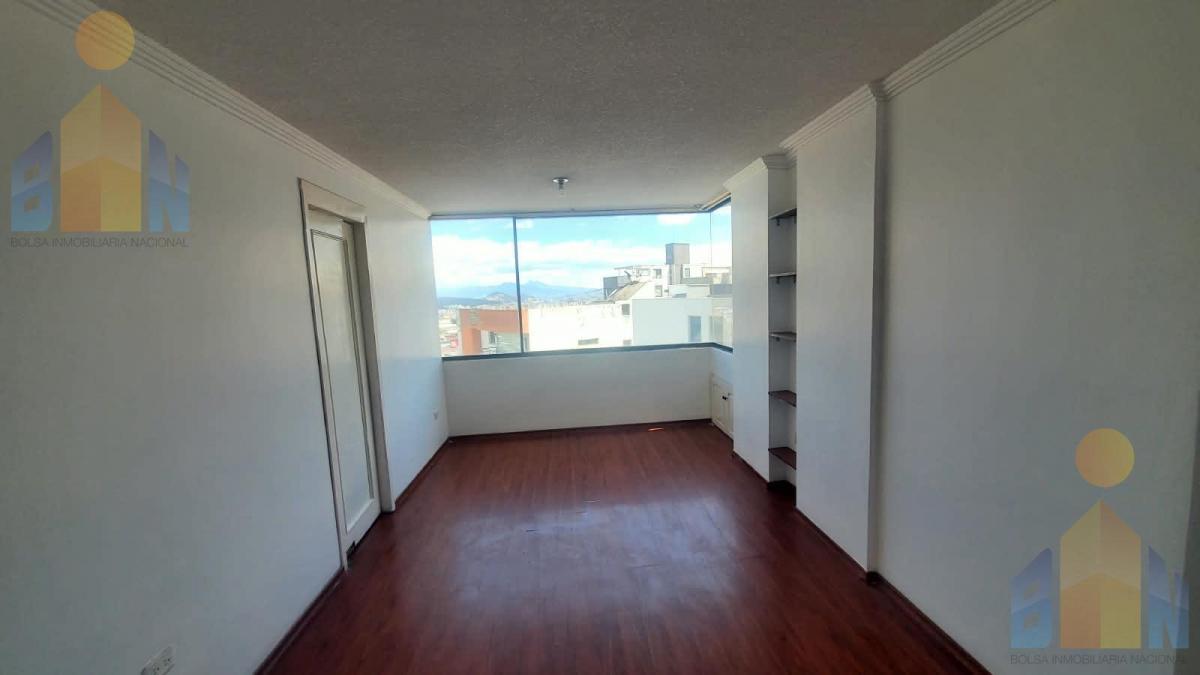 Departamento de 3 Dorm. en Piso Alto de Venta Al Norte de Quito Sector Eloy Alfaro — imagen 5