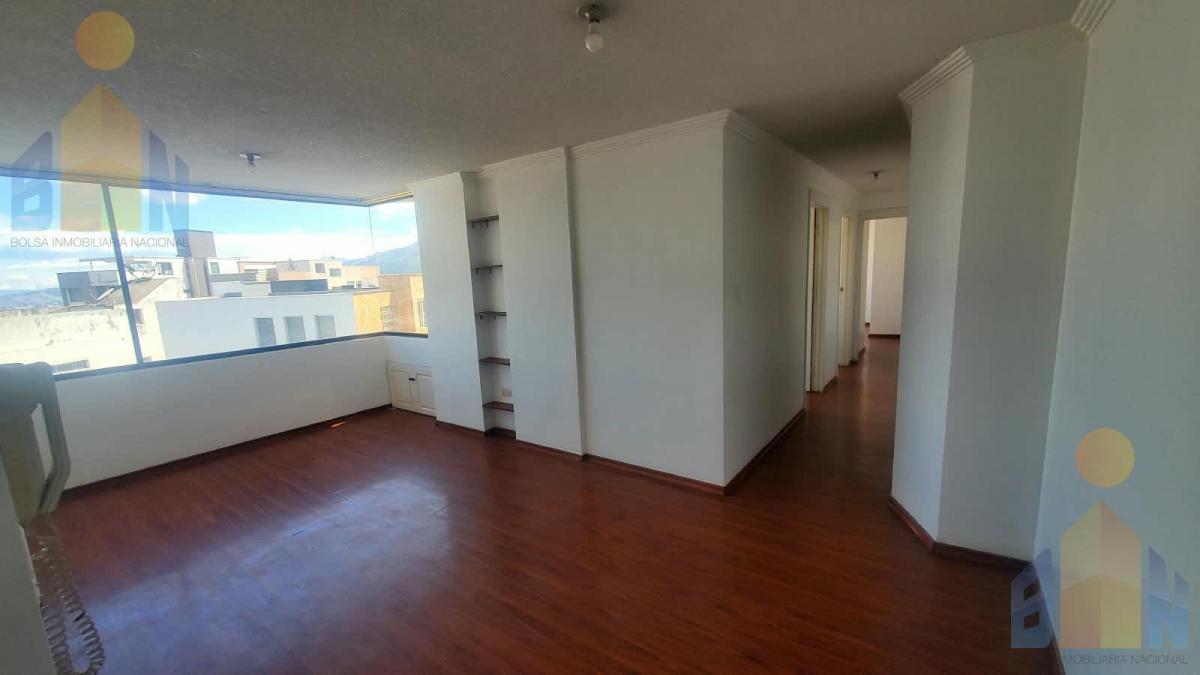 Departamento de 3 Dorm. en Piso Alto de Venta Al Norte de Quito Sector Eloy Alfaro — imagen 4