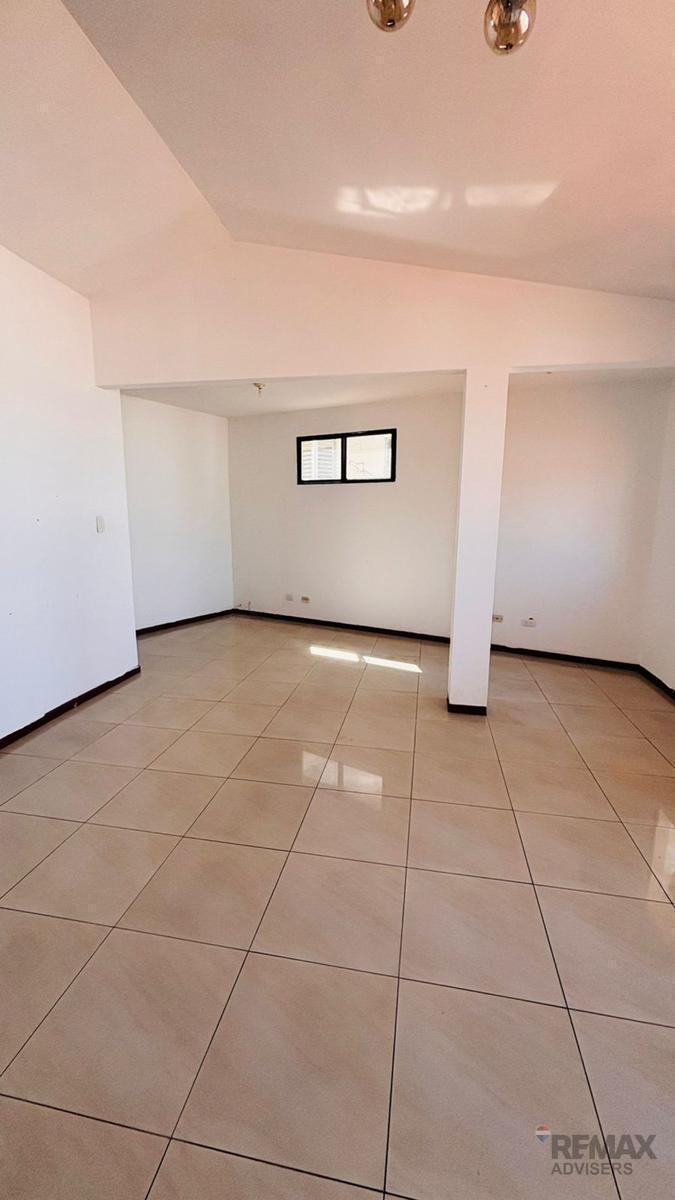 Venta Departamento con Patio en Lomas de Urdesa, Guayas — imagen 8