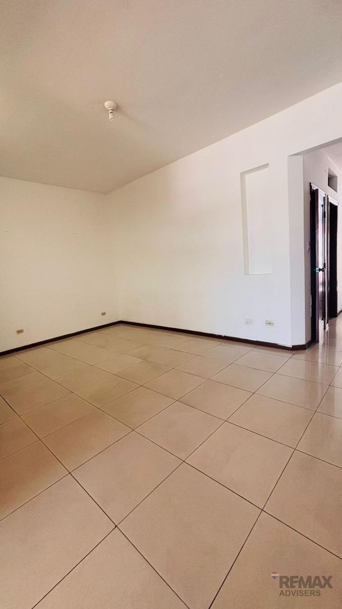 Venta Departamento con Patio en Lomas de Urdesa, Guayas — imagen 7