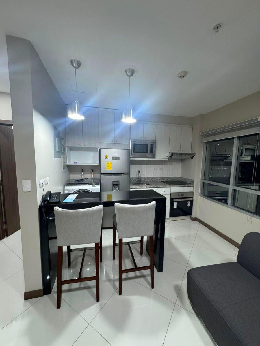 Departamento Amoblado en Venta en Pacific Plaza - Parque Empresarial Colon, Guayas — imagen 9