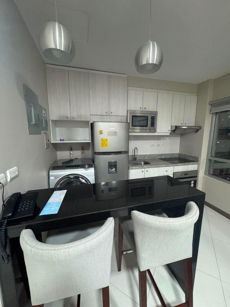 Departamento Amoblado en Venta en Pacific Plaza - Parque Empresarial Colon, Guayas — imagen 7