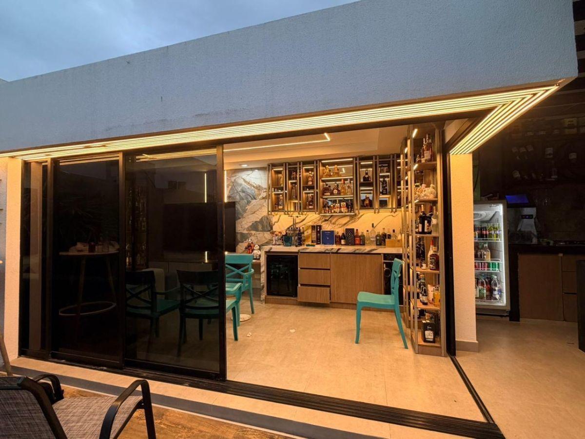 7611. Urb. Portofino - Via a La Costa, Vendo Casa 3 Dorm. $445.000. Guayas — imagen 4