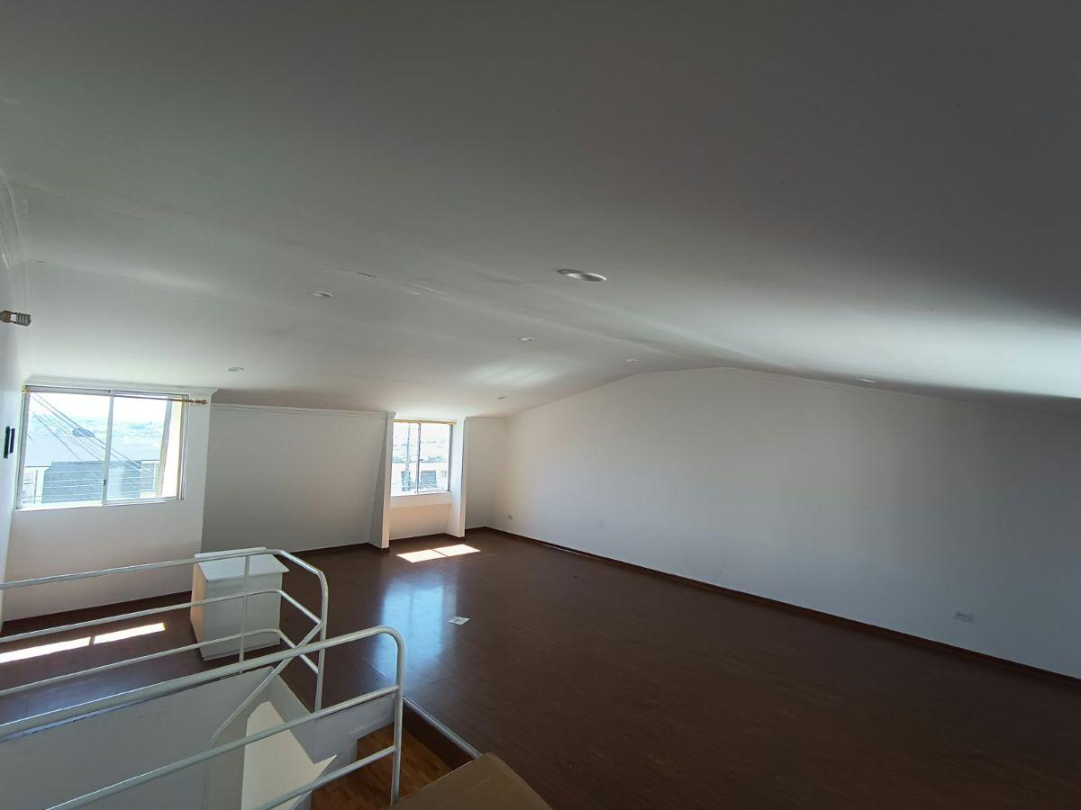 Remate en Jardines de Carcelén Casa 3 Dorm., 150 m², $79000 — imagen 3