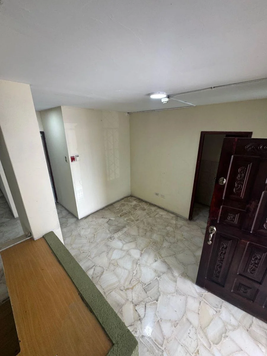 Amplia Casa de 5 Habitaciones con Parqueo Sector Cerrado Kennedy Nueva, Guayas — imagen 8