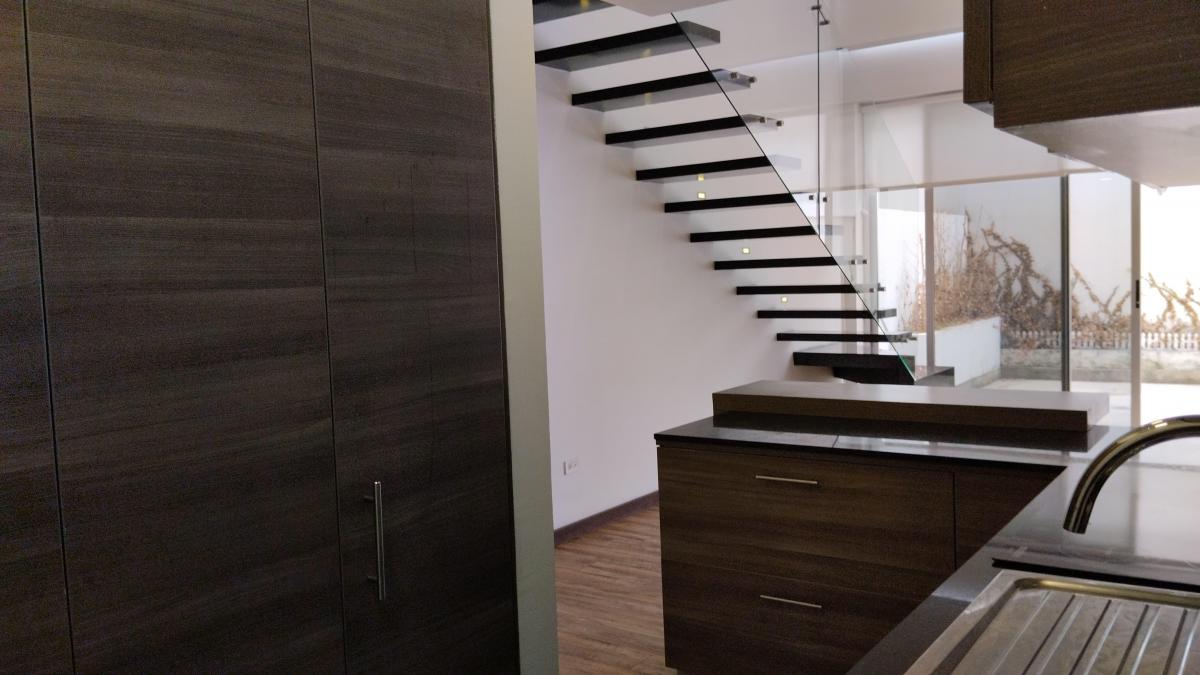 Re/max Futuro Vende Moderno Departamento Loft de 64 m², con Terraza 16 m², La Paz — imagen 9