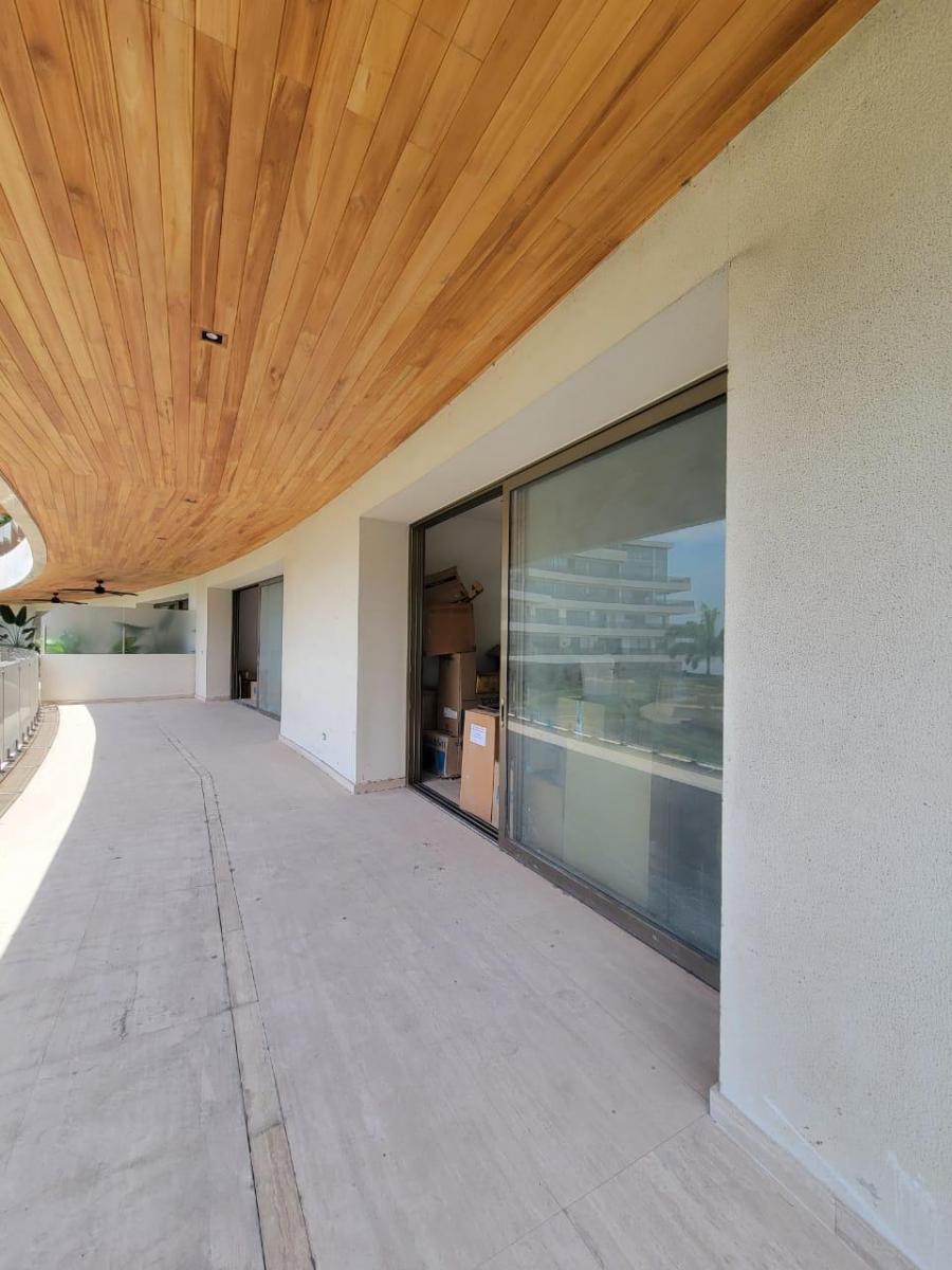 En Venta Departamento de Lujo en Sotonovo Samborondón Vista Al Río 341 m², Guayas — imagen 6