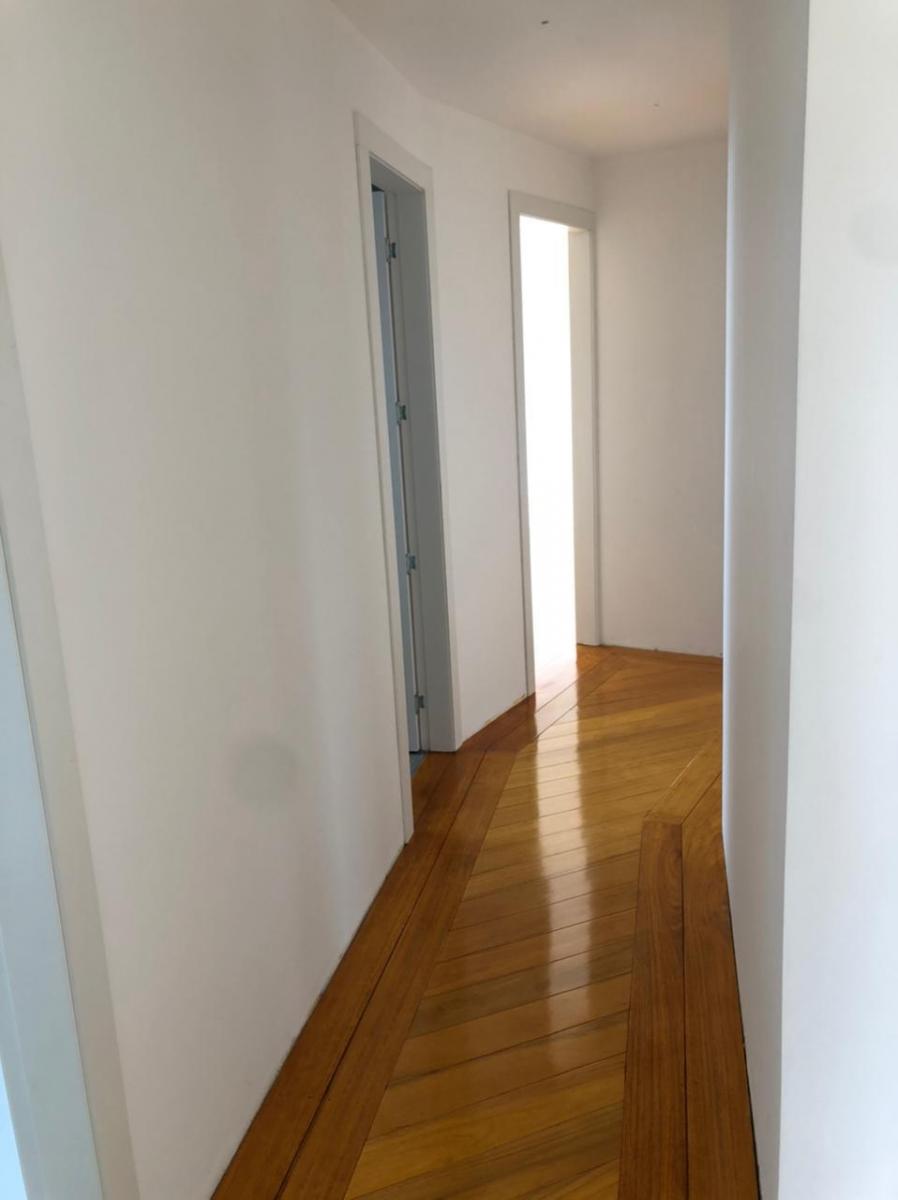 Venta Departamento con Balcon 3 Dorm. Urbanizacion El Condado — imagen 7