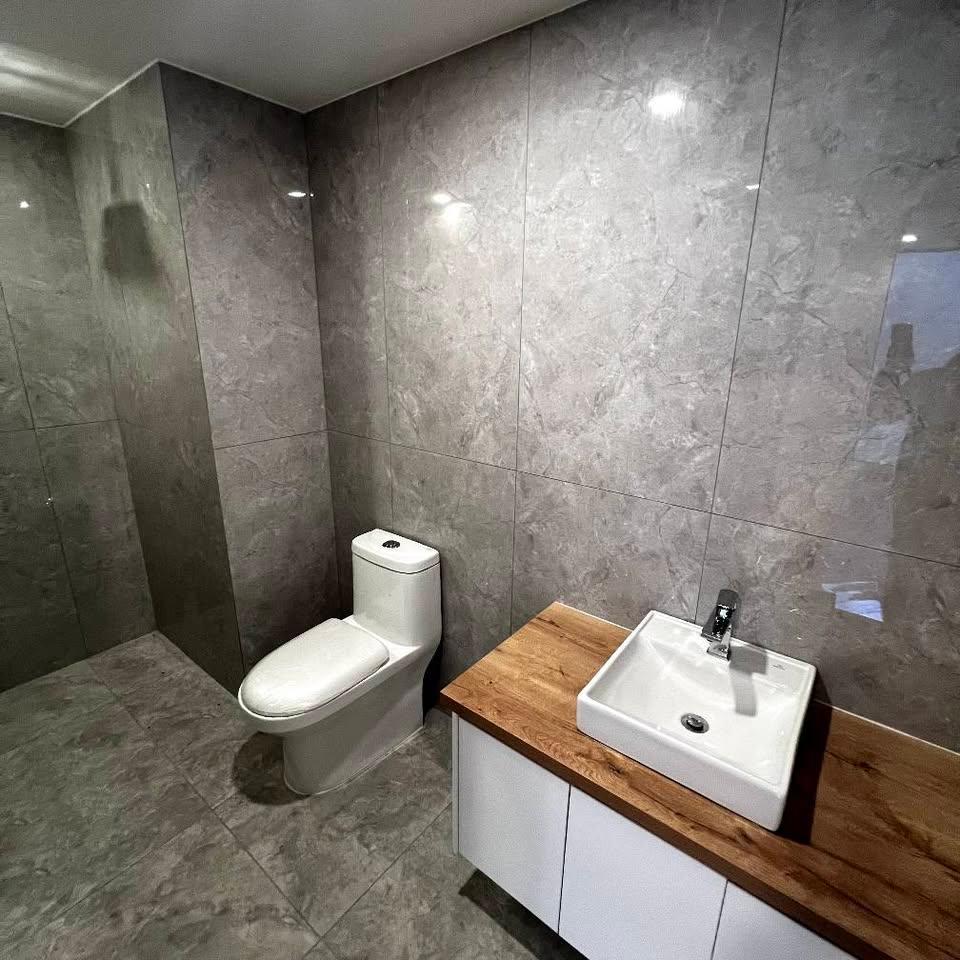 Venta Departamento con Balcon 3 Dorm. Urbanizacion El Condado — imagen 6