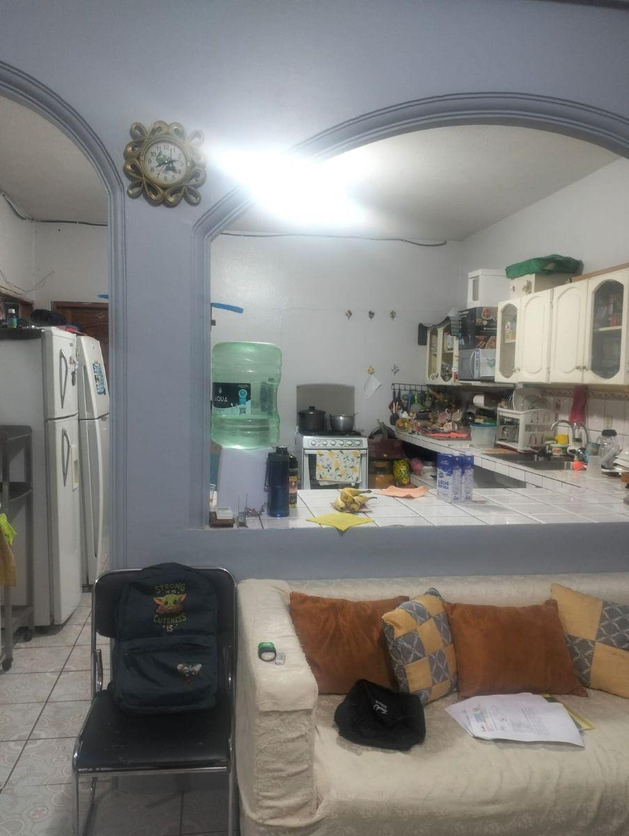 Casa Rentera en Venta | Cdla. Guayacanes | 4 Unidades de Vivienda | Garaje (Wy), Guayas — imagen 8