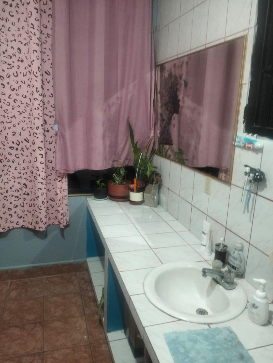 Casa Rentera en Venta | Cdla. Guayacanes | 4 Unidades de Vivienda | Garaje (Wy), Guayas — imagen 5