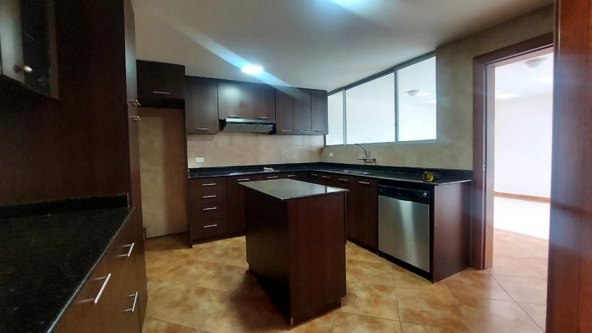 Casa en Venta en Jardines de La Pampa — imagen 5