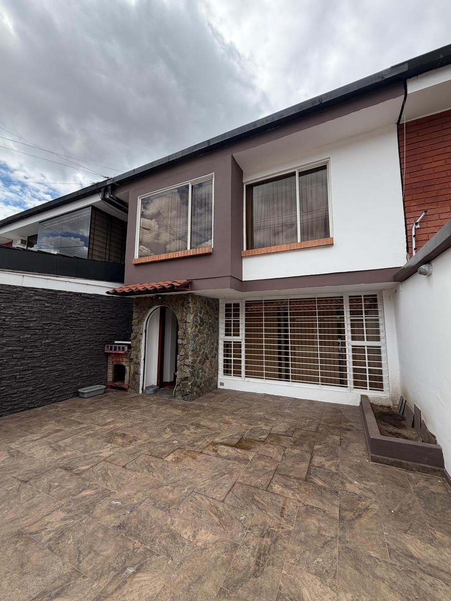 Venta Casa Independiente Remodelada, 3 Dorm., Norte de Quito, San Pedro Claver — imagen 5