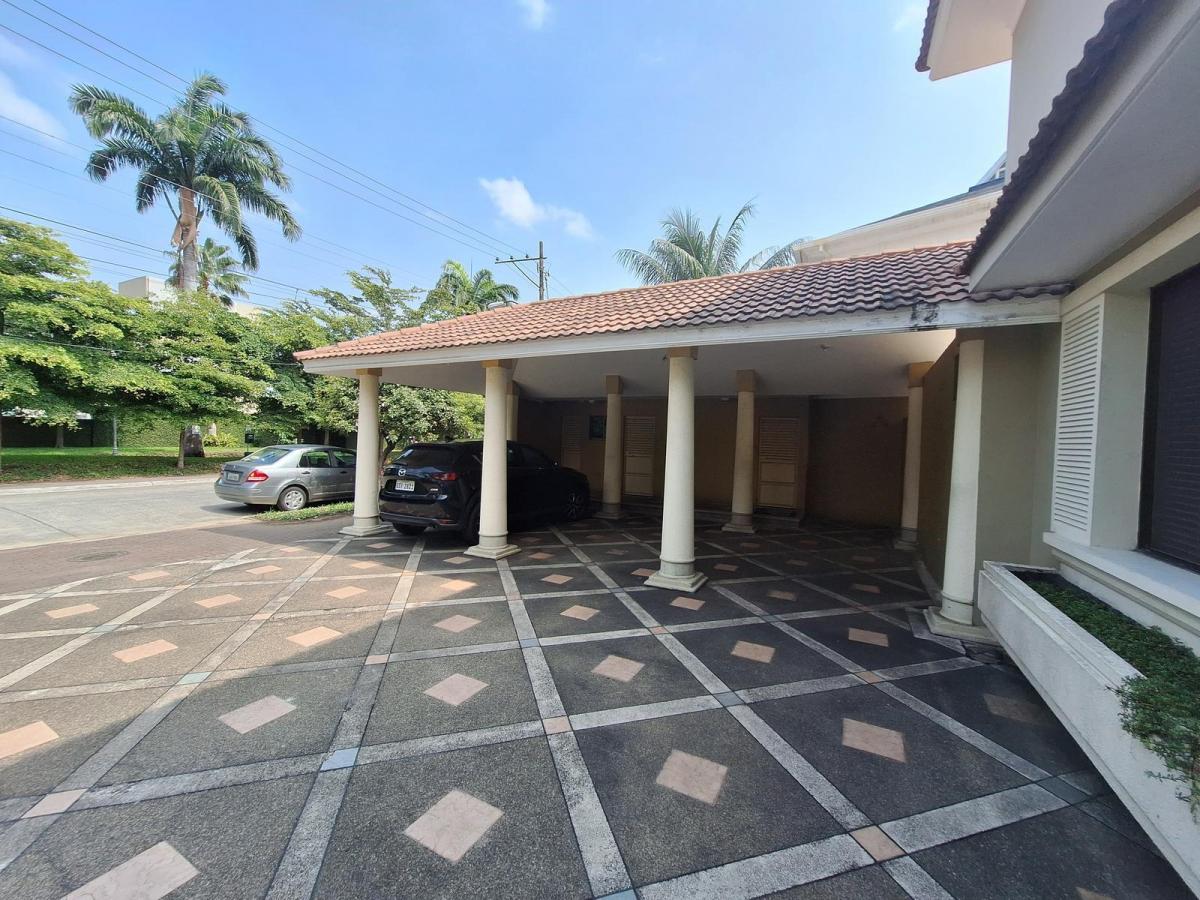 Casa en Venta de 4 Dorm. con Piscina y Vista Al Lago en Urb. El Río, Vía Samborondón, Guayas — imagen 5
