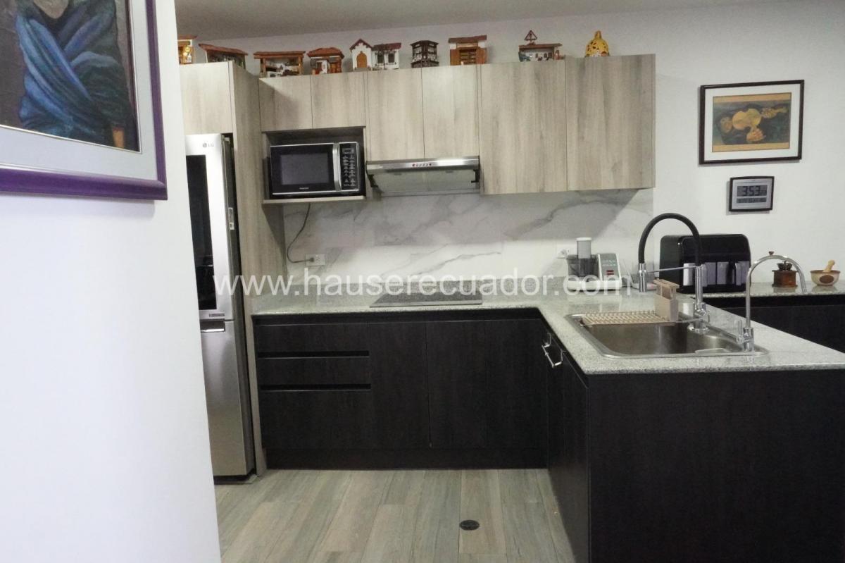 Casa Esquinera en Mirasierra Cerca de Innova Schools |3 Dorm., Patio, Terraza y Seguridad 24/7 — imagen 6