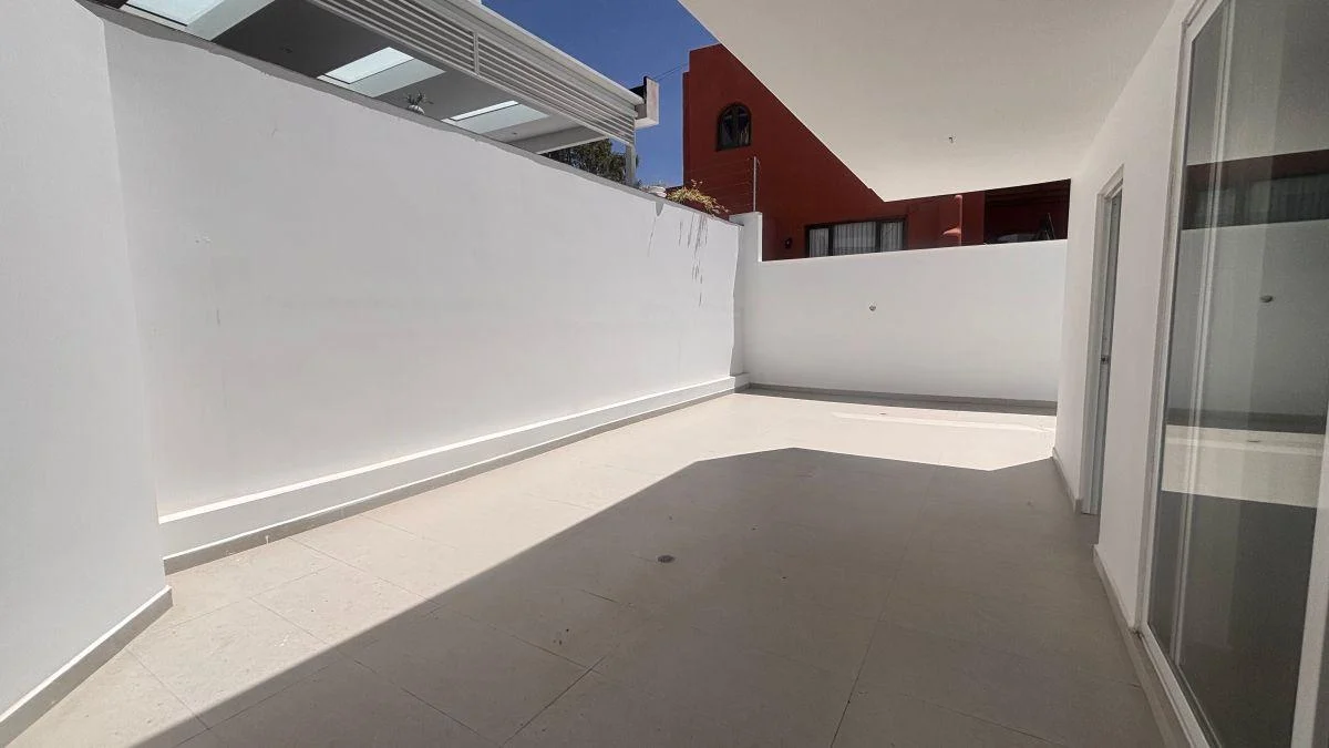 Vendo Casa con Terraza de 212 m y Vista Panorámica de Cumbayá en Yanazarapata — imagen 3