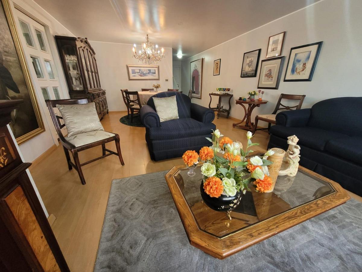 Venta Departamento 12 de Octubre y Coruña, Area 159 m, Vista, 1 Parqueadero — imagen 10