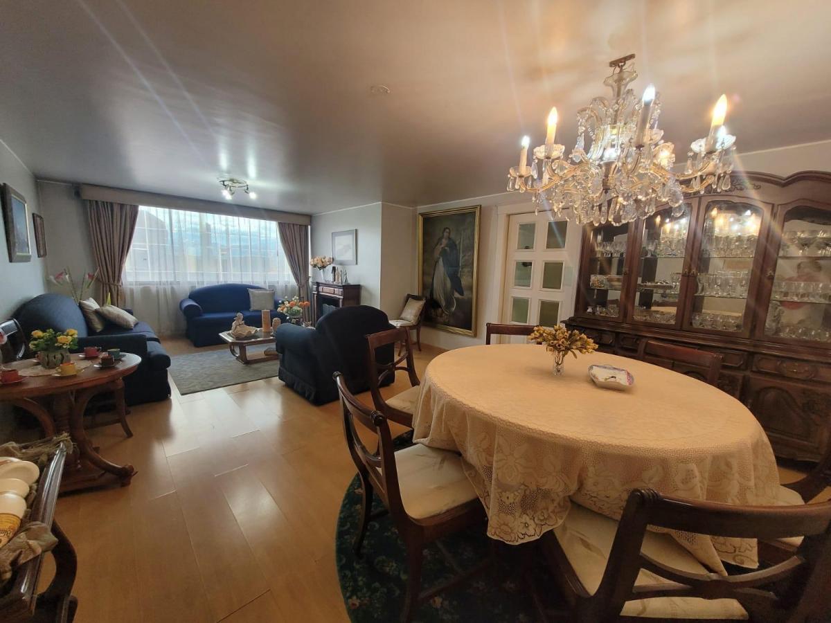 Venta Departamento 12 de Octubre y Coruña, Area 159 m, Vista, 1 Parqueadero — imagen 9