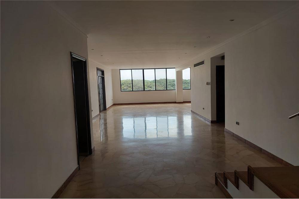 Departamento en Venta con Vista Panoramica C. Diaz, Guayas — imagen 9