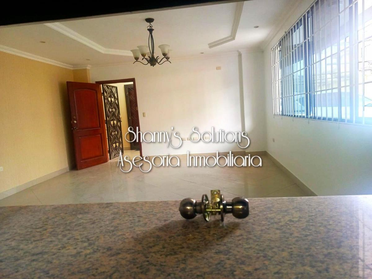 Kennedy, Vendo Departamento con 2 Hab 2, Garajes Planta Baja, Guayas — imagen 5