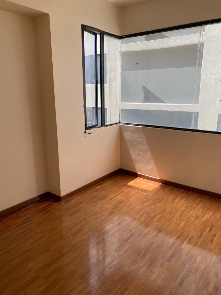 Venta 3 Dorm. - La Mariscal — imagen 4
