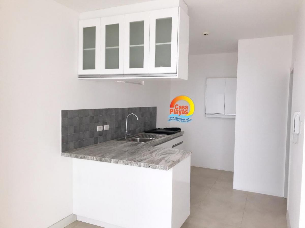 Departamento Frente Al Mar de Venta en Playas, Punta Mar, Ocean Club, Guayas — imagen 5
