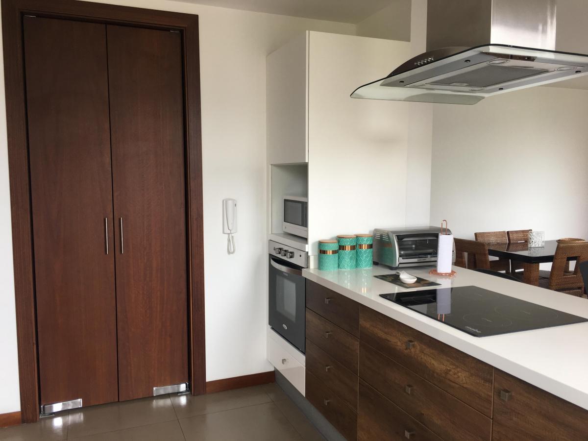 Precioso Departamento Venta Cumbayá — imagen 3