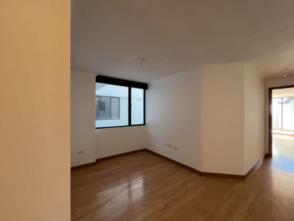 Departamento en Venta en Parroquia San Francisco, Ibarra, Imbabura, Imbabura — imagen 3