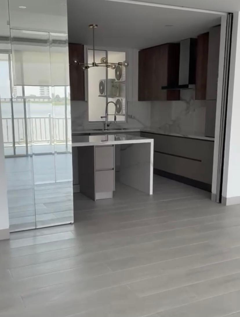 Vía Samborondon Vendo Precioso Departamento de Estreno con Ascensor, Guayas — imagen 5