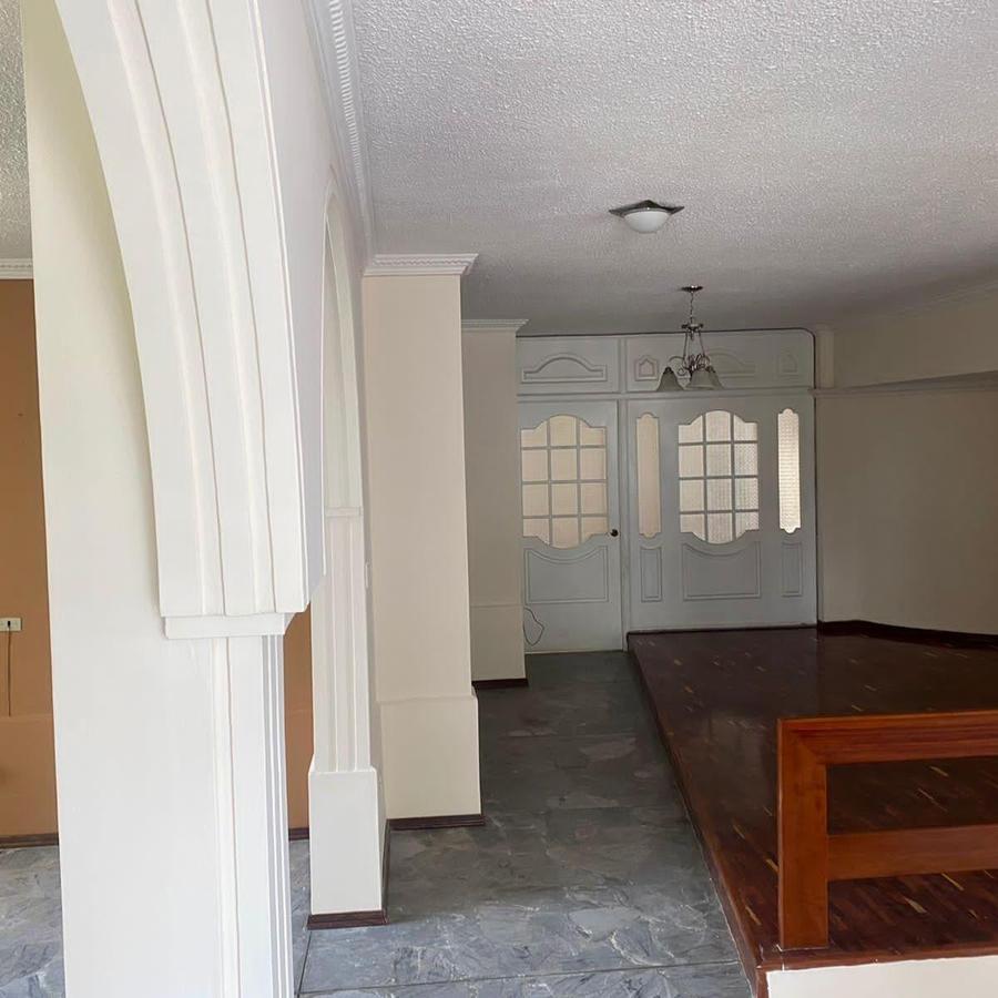 Departamento Urbanizacion El Condado Quito, Primera Etapa, en Venta — imagen 7