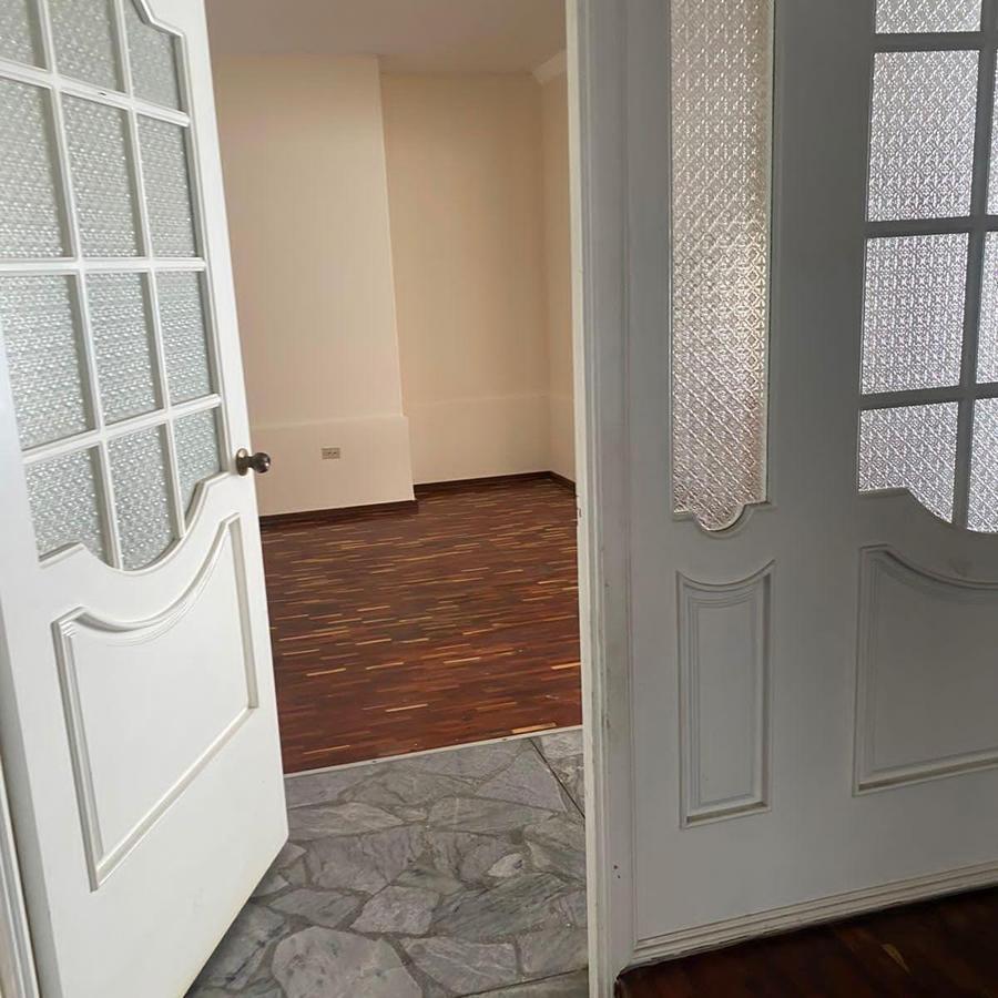 Departamento Urbanizacion El Condado Quito, Primera Etapa, en Venta — imagen 6