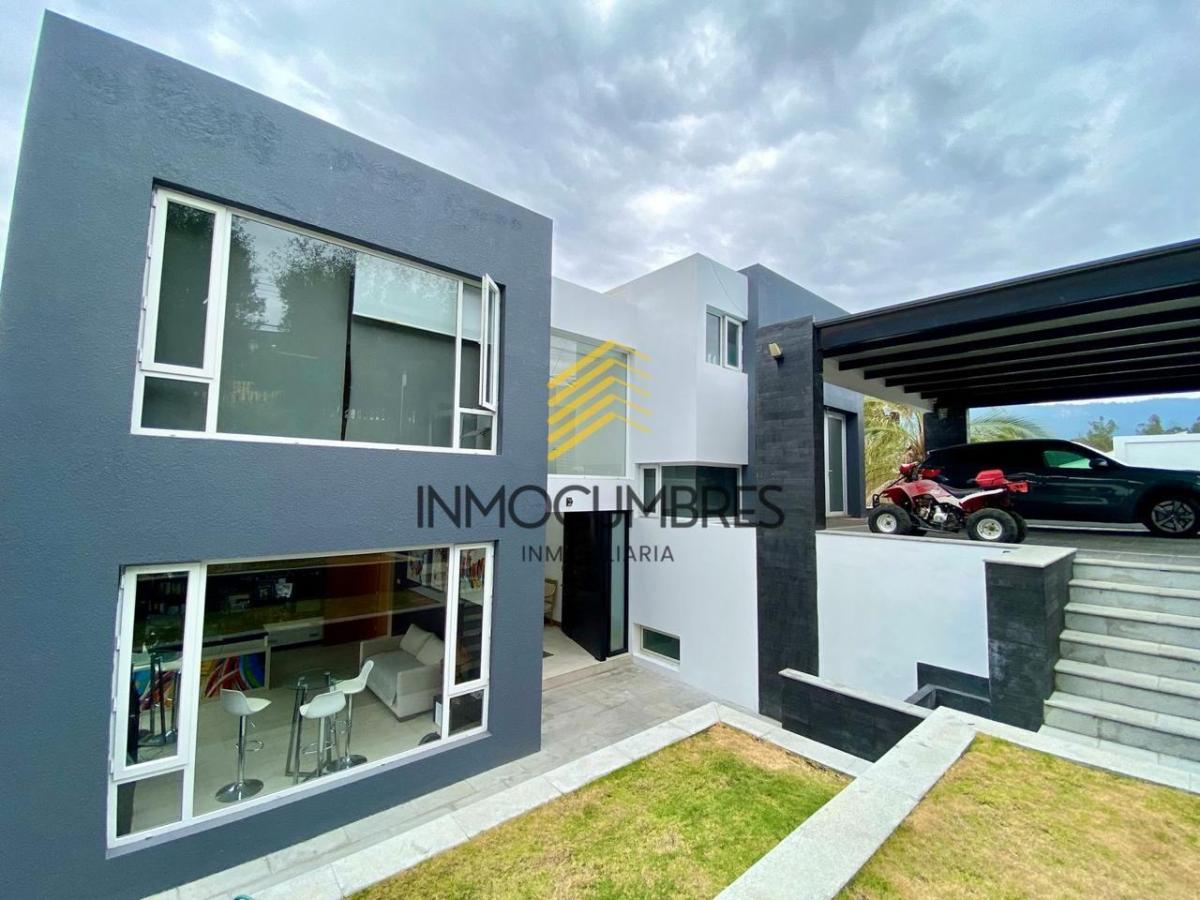 Casa de Venta - Renta en Cumbaya Urbanizacion con Seguridad — imagen 9