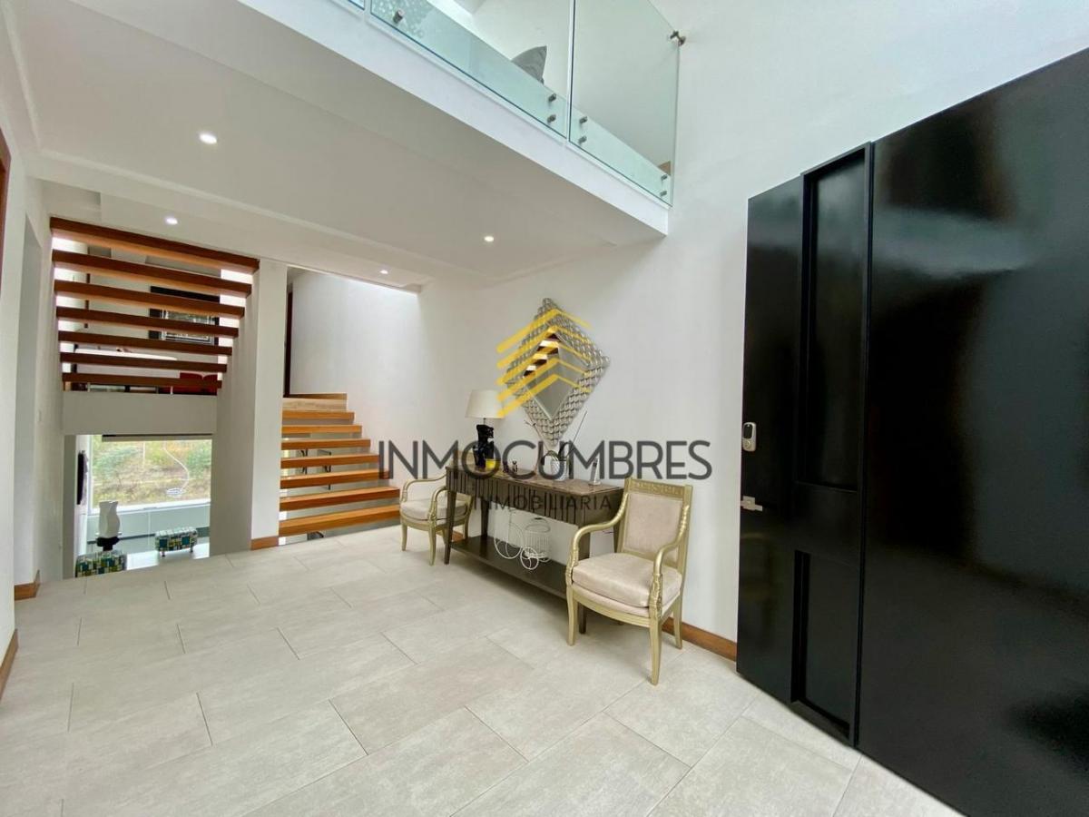 Casa de Venta - Renta en Cumbaya Urbanizacion con Seguridad — imagen 8
