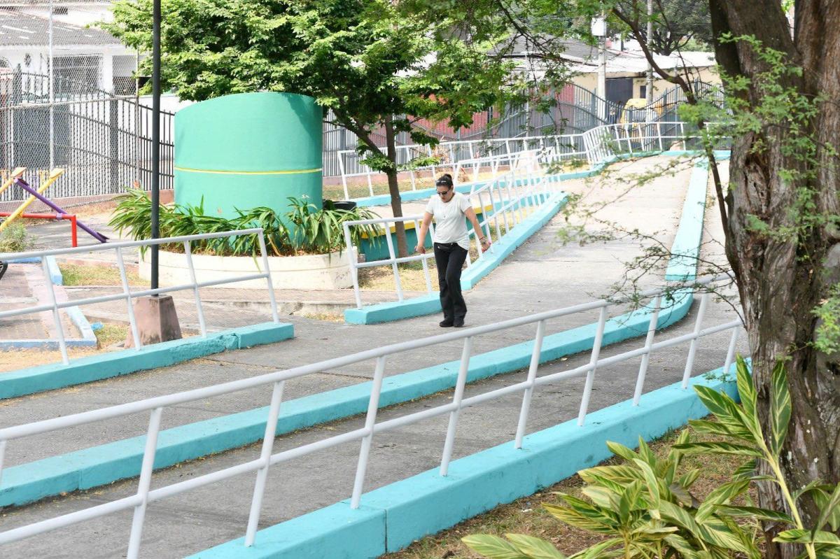 Terreno a La Venta en Los Parques, Guayas — imagen 4