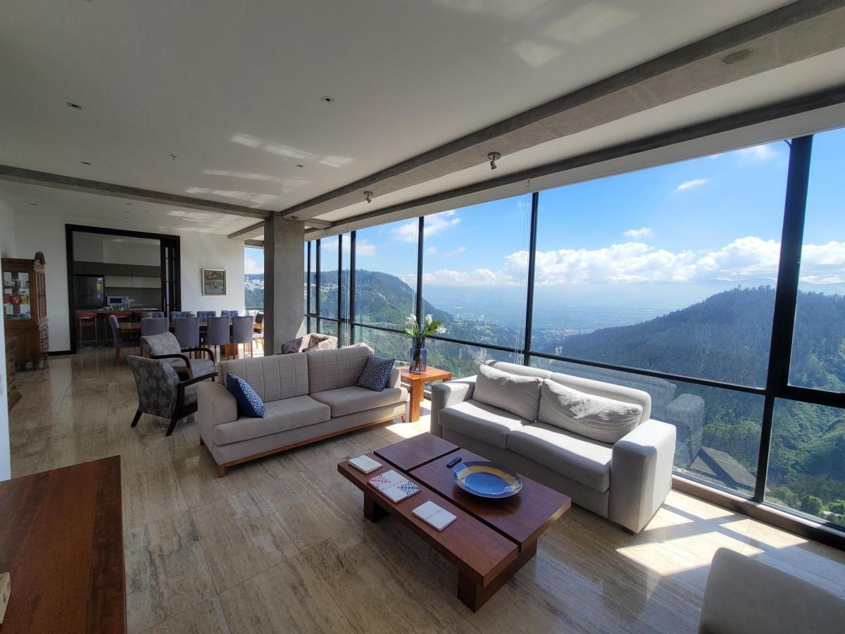 Espectacular PH Sector Gonzalez Suarez — imagen 3