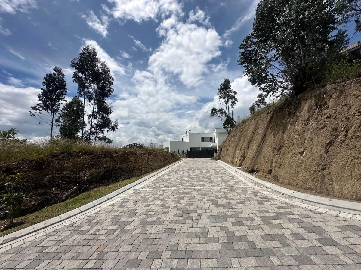 Terreno de Venta, Dentro de Urbanización Pillagua. Provincia de Pichincha — imagen 5