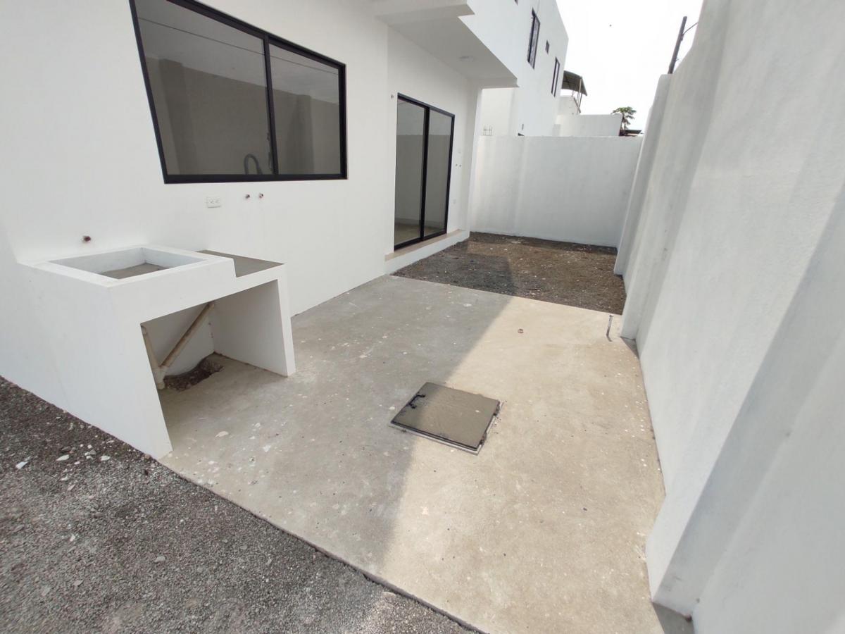 Casa en Urbanizacion Sector Norte de Portoviejo A/r, Manabí — imagen 3