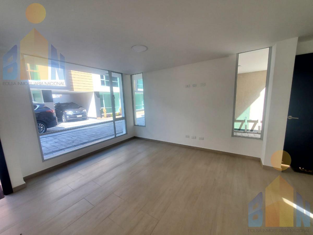 Casa Nueva a Estrenar en Tumbaco Sector La Morita a 500 m de La Ruta Viva — imagen 7