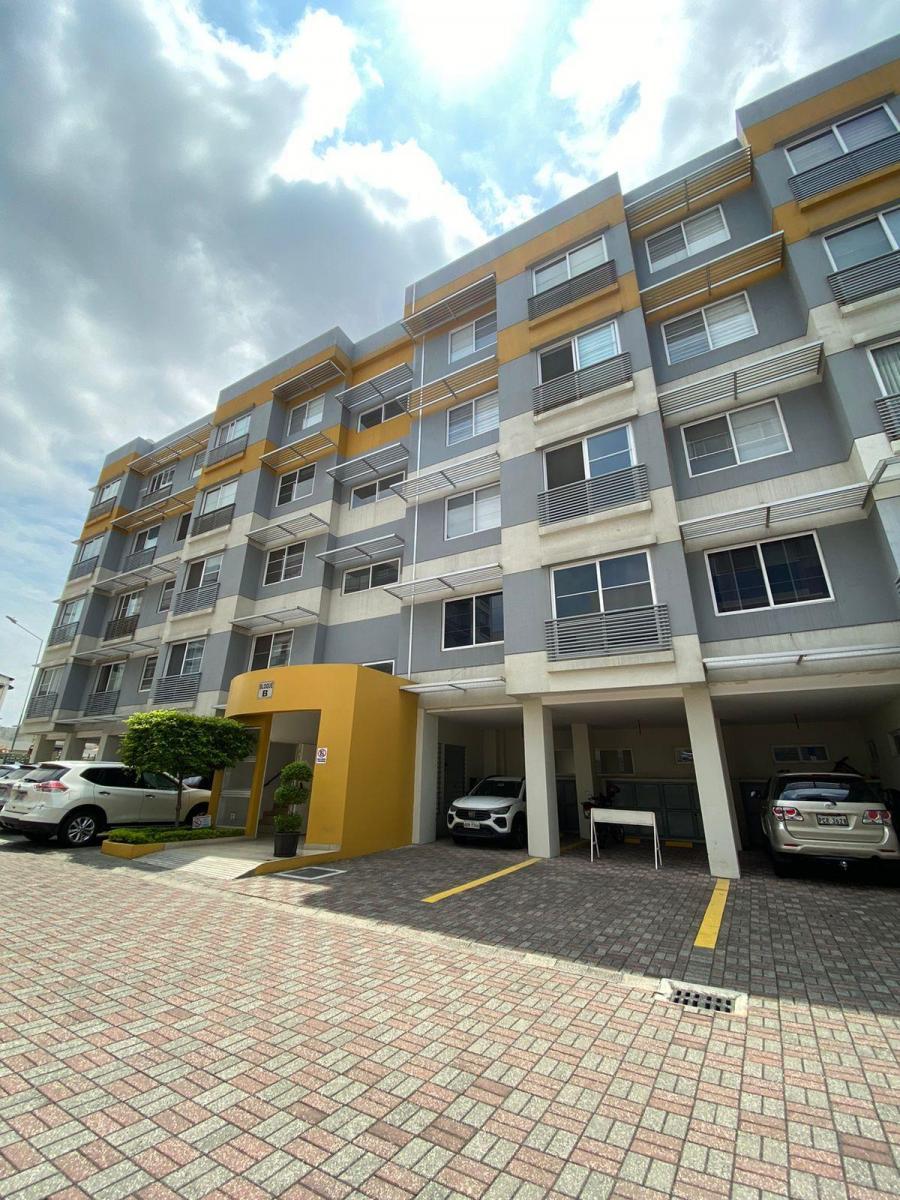 Venta de Departamento con Terraza, Conjunto Privado Kennedy Norte, Guayas — imagen 9