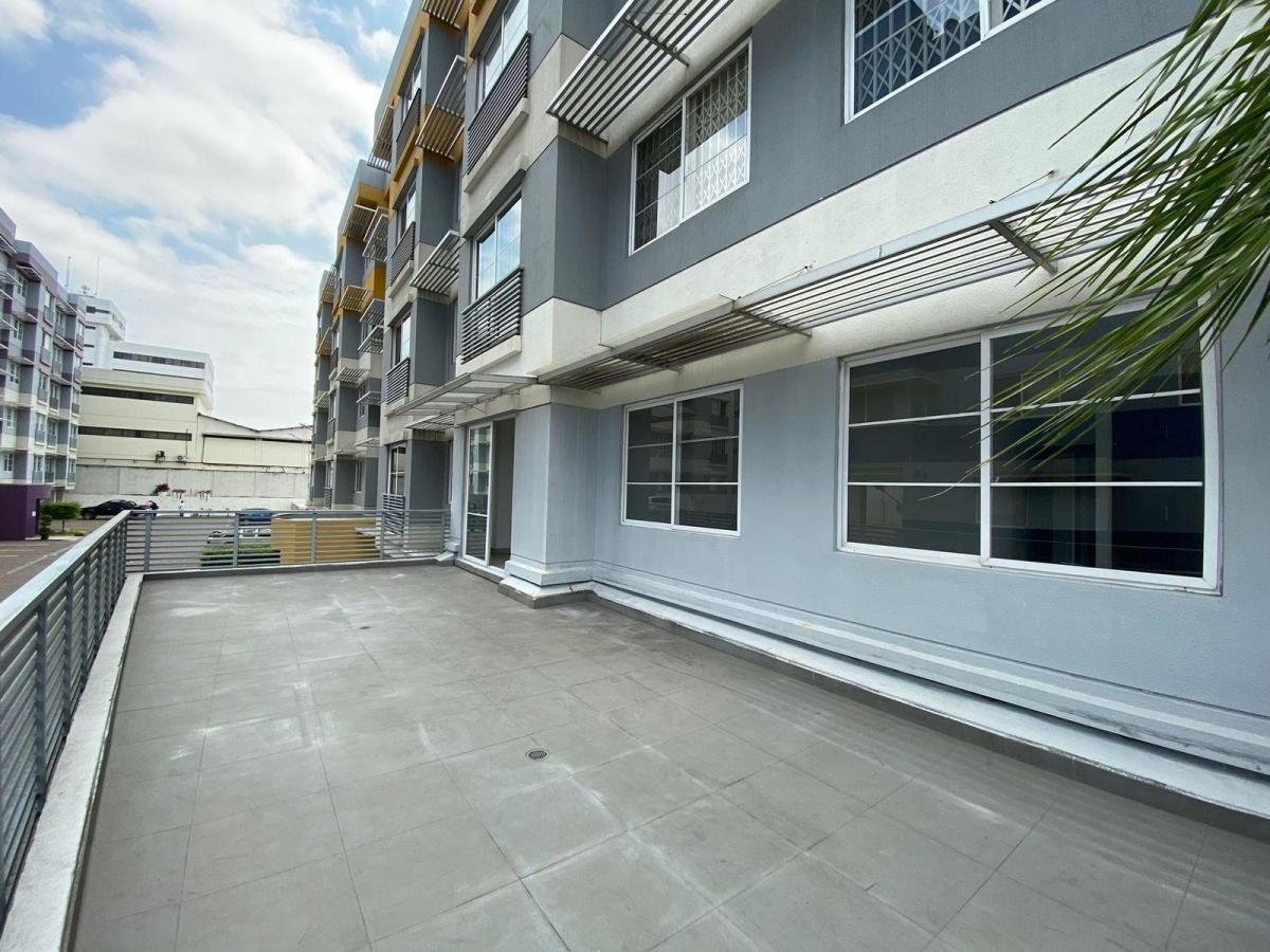 Venta de Departamento con Terraza, Conjunto Privado Kennedy Norte, Guayas — imagen 5
