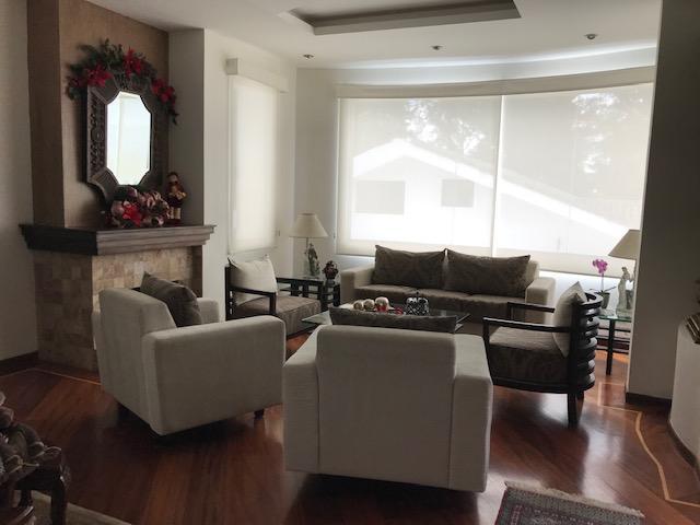 Vendo Hermoso Dep Duplex en Cumbaya 382 m² Mas 12 m² de Terraza $450.000,00 — imagen 6