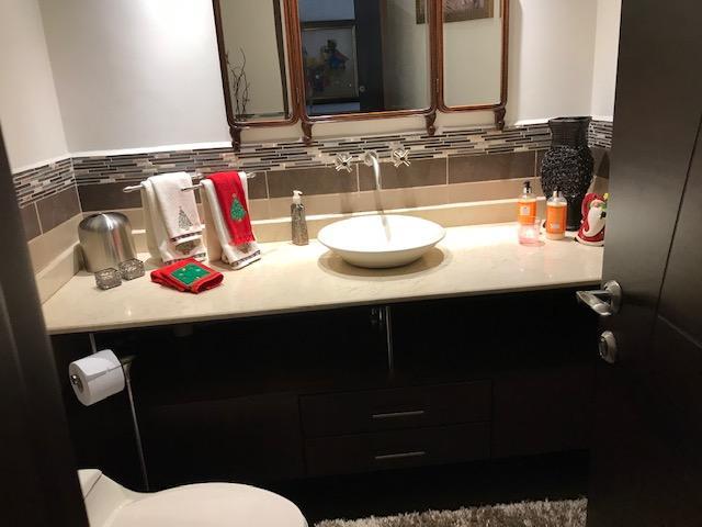 Vendo Hermoso Dep Duplex en Cumbaya 382 m² Mas 12 m² de Terraza $450.000,00 — imagen 3