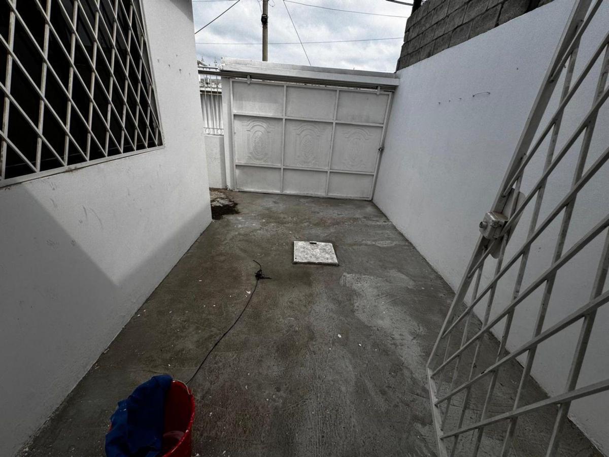 Casa de Venta en Manta Zona Norte Dentro Urbaniza Gr, Manabí — imagen 7