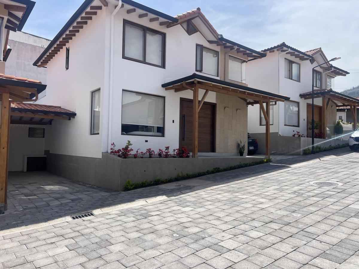 Tumbaco Via Intervalles Casa de Venta por Estrenar en Conjunto Privado — imagen 10