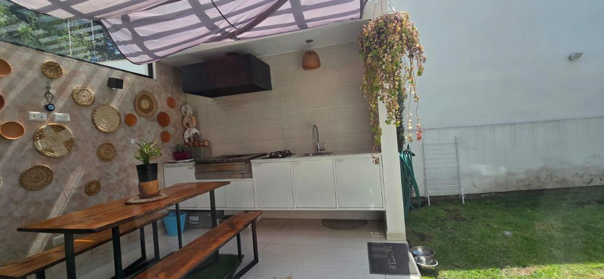 Casa de Venta Sin Amoblar en Cumbayá — imagen 7