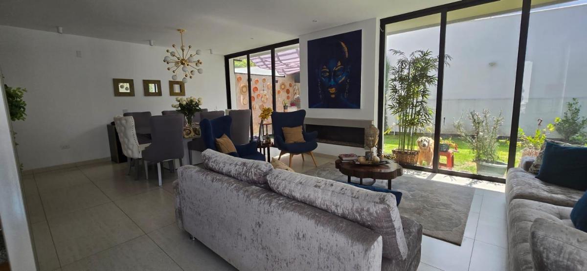 Casa de Venta Sin Amoblar en Cumbayá — imagen 5