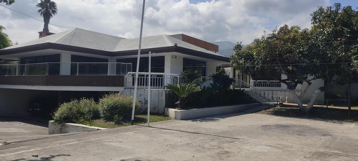 Casa y Terreno en Tumbaco en Venta - a 2 Minutos del Tia — imagen 9