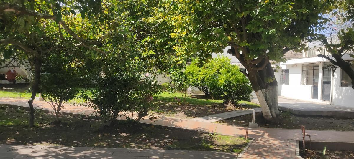 Casa y Terreno en Tumbaco en Venta - a 2 Minutos del Tia — imagen 3