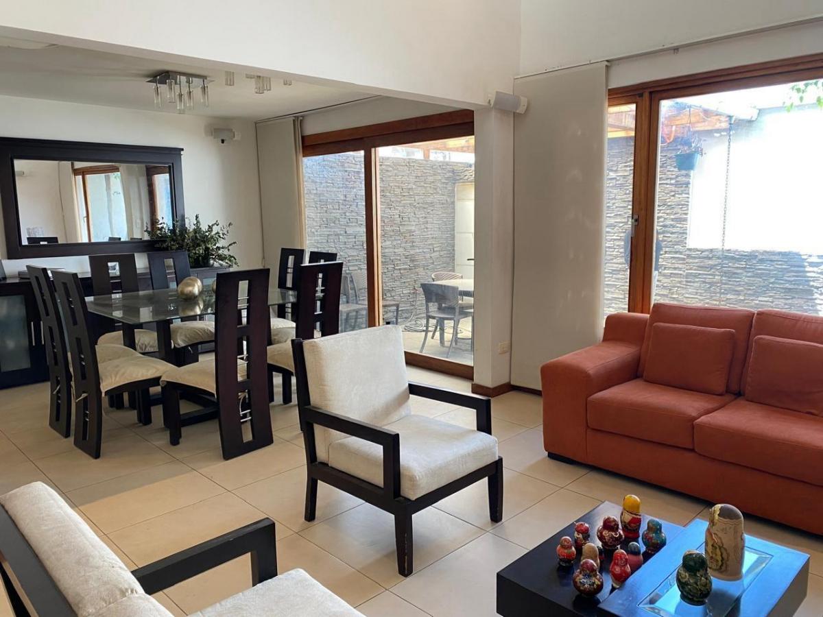 Casa de Venta Frente Al Rancho San Francisco. Diseño Londoño, Doble Altura — imagen 10
